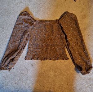 Unknown brand, long sleeve, floral pattern with brown background, small